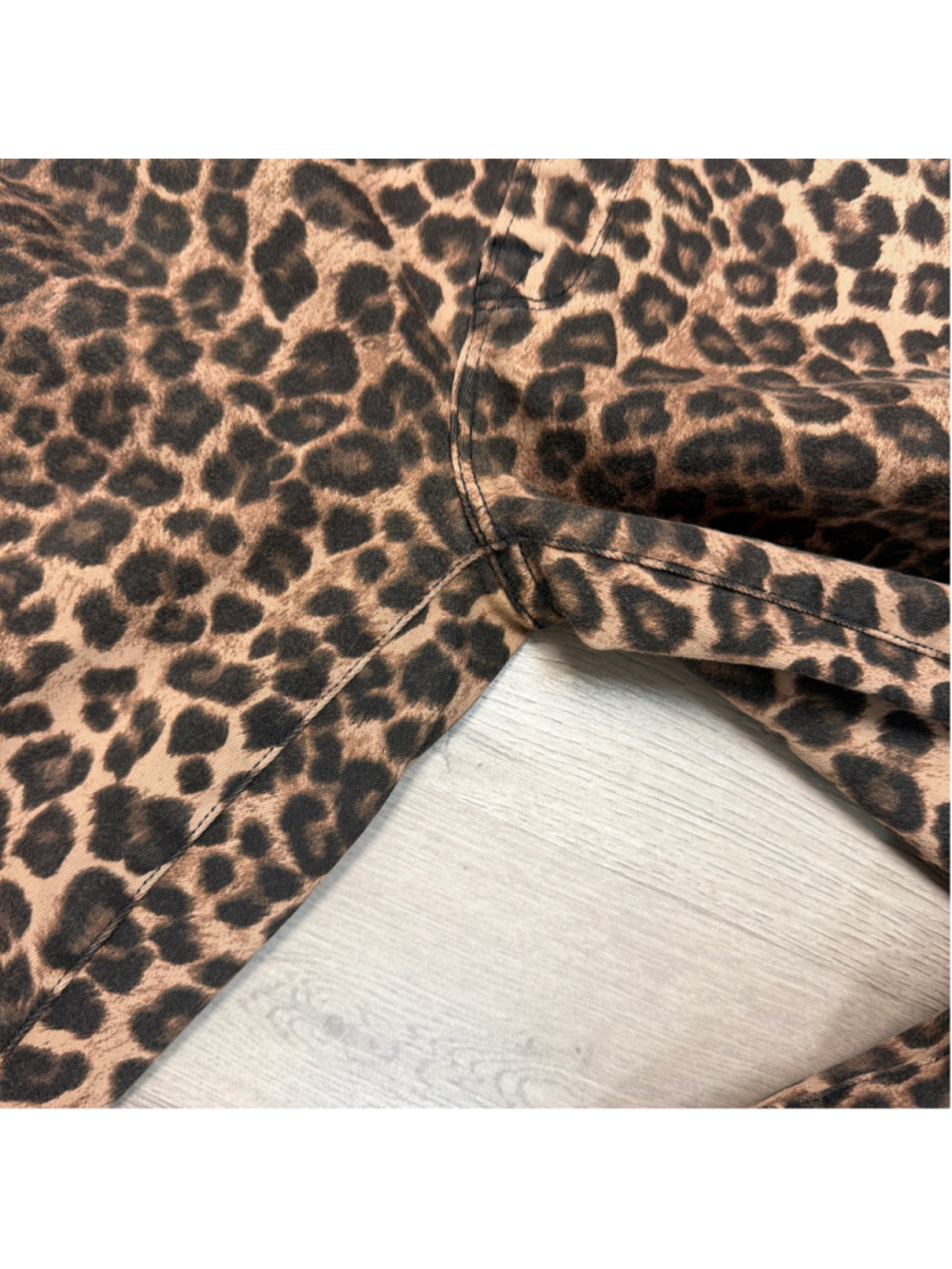 NWOT Good American Leopard Print Good Waist Skinny Jeans Sz 4! - Picture 4 of 9